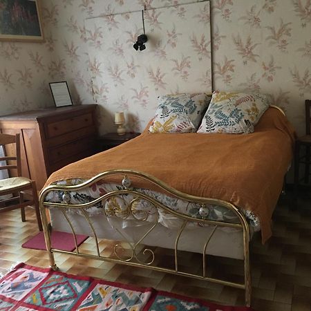 Bed and Breakfast Chez Christian LʼIsle-en-Dodon Exterior foto